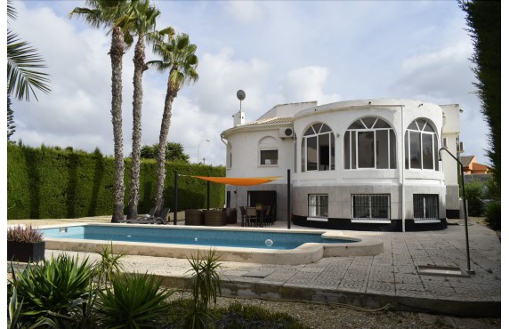 Detached Villa - For Sale - San Luis - San Luis